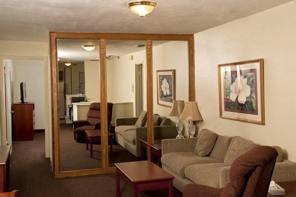 Best Western Sherwood Inn Clarksville Экстерьер фото