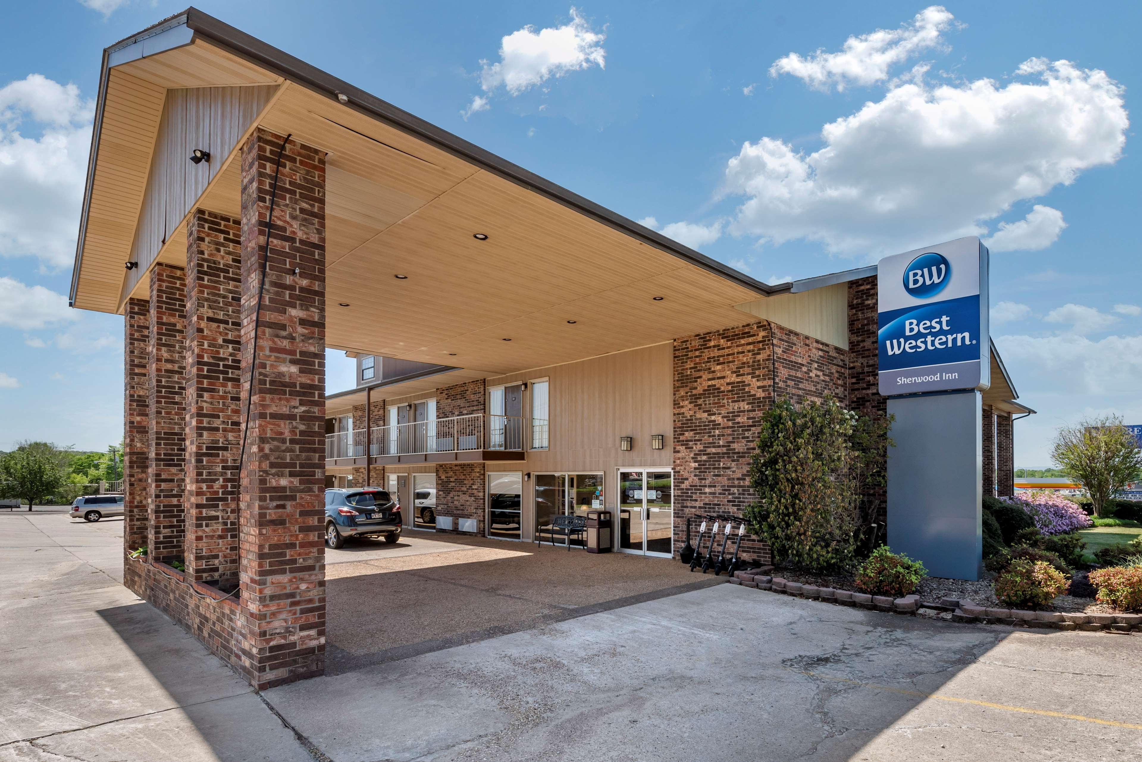 Best Western Sherwood Inn Clarksville Экстерьер фото