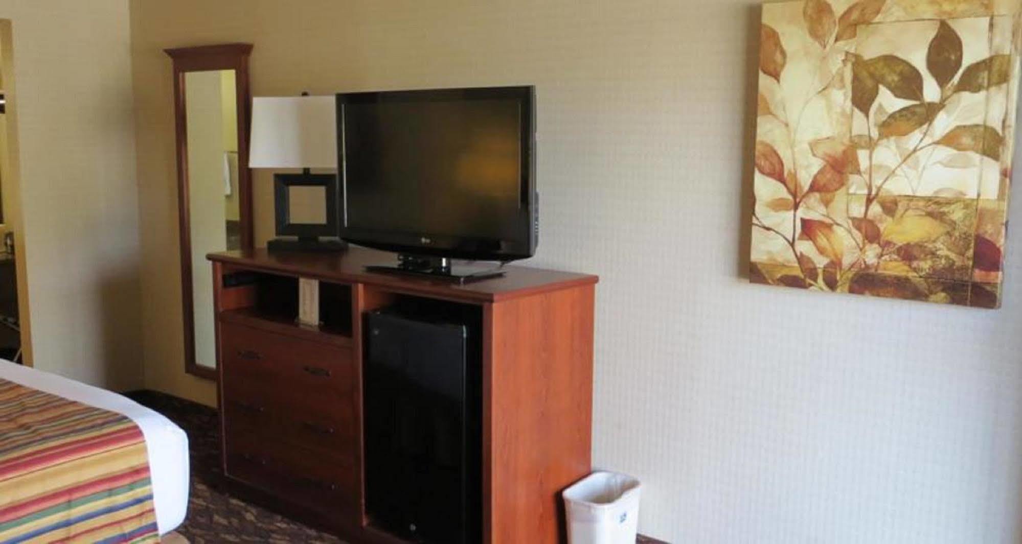 Best Western Sherwood Inn Clarksville Экстерьер фото